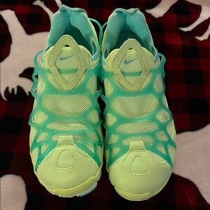 Nike Women’s Lime Green Sneakers